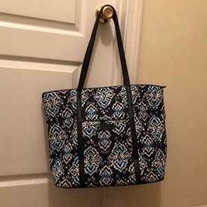 Vera Bradley Signature Print Trimmed Vera Tote